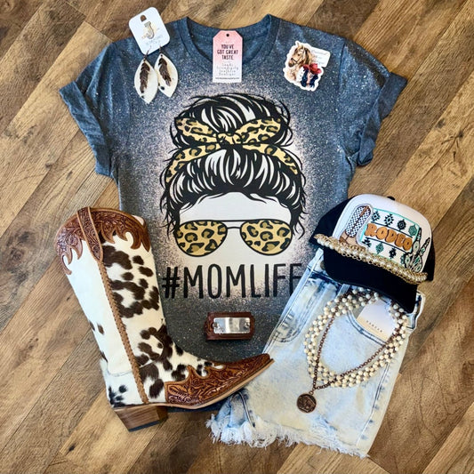 #Momlife | Western Mama Graphic T-Shirt